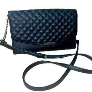 Nine West Black Quilted Faux
Leather Crossbody Purse